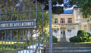 Abogado de dueño de cocinería acusado de acoso sexual llegó a la Corte de Apelaciones