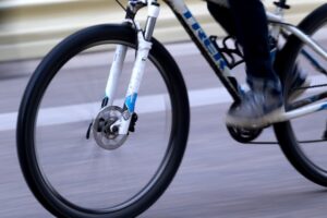 Solo el 0,47% de los puntarenenses usa la bicicleta y el 12% camina para llegar a su destino