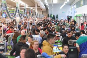 Conozca los horarios del comercio magallánico para hoy y mañana