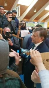 “Ella planificó todo esto con un grupo que estaba fuera del gimnasio”