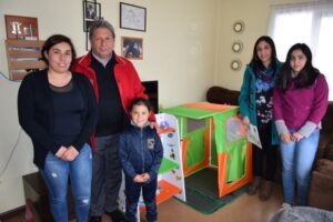 Hacen entrega de equipamientos Rinju a niños de Puerto Williams
