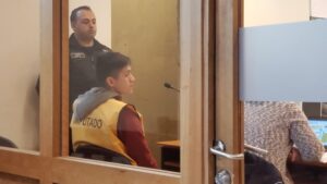 Descubren a sujeto que asaltó a trabajadora por sacarse foto con celular robado