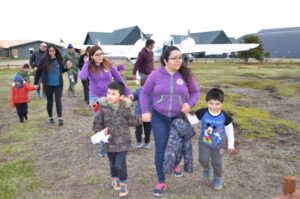 Niños de la Escuela Especial Santa Laura visitaron la IVa Brigada Aérea