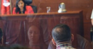 Carabinero acusado de mortal atropello contra hincha de Colo Colo queda con firma semanal y arraigo