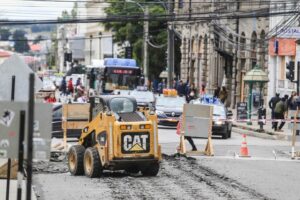 Congestión vehicular marcó el cierre de calles Magallanes