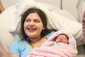 Alyson Denisse Aravena Urrea fue la primera niña nacida en Magallanes en 2020