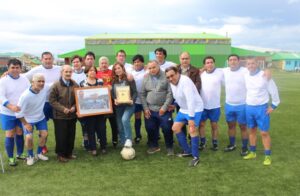 Selección de la “18” de 1993 recordó  a destacado técnico Sergio “Manzana” Ojeda”