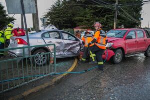 Conductora fue formalizada  por provocar violento accidente