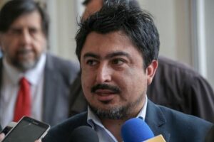 Presidente regional de RN se defiende  ante las criticas de gremio de la salud