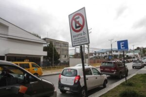 Hasta $ 74 mil podrían pagar conductores que se estacionen en lugares reservados para discapacitados