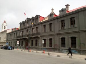 Gobierno invertiría hasta $ 353 millones en reparar la Casa de los Intendentes