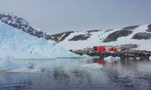 La perla de la ciencia marina  antártica celebró sus 58 años