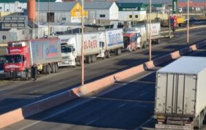 Camioneros endurecen postura ante cobro de peaje en Río Gallegos