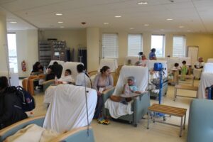 Cincuenta cirugías en horario inhábil permitieron reducir a la mitad la lista de espera quirúrgica infantil del HCM