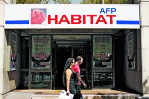 Rechazan retiro de fondos desde AFPs para cubrir enfermedad catastrófica