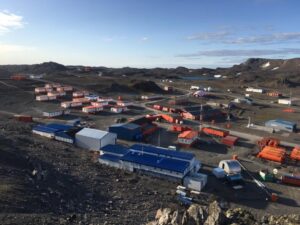 “Tenemos que entender la Antártica antes de predecir lo que va a ocurrir”