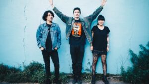 Banda nacional Adelaida calienta motores para tocar en AntiSocial Pizza Fest!