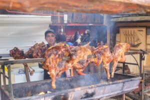 Comida, música y tradición marcaron primera jornada de Muestra y Festival Costumbrista de Chiloé