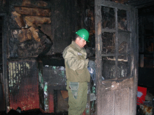 Forense revivió el duro trabajo a 13 años del incendio del Hostal Blue House