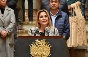Gobierno boliviano decreta cuarentena total desde el domingo