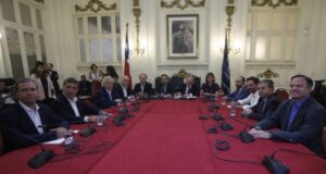 Partidos firmantes del Acuerdo por la Paz se reúnen de cara al plebiscito