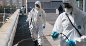 España supera a China en número de muertes por coronavirus tras más de 700 decesos en el último día