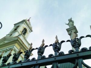 Iglesia católica toma medida ante la propagación del Coronavirus