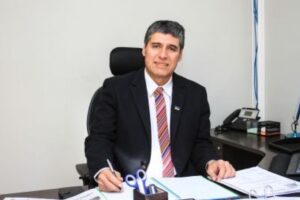 Abogado Hernán Ferreira explicó en qué consistiría una Convención Constituyente o una Convención Mixta