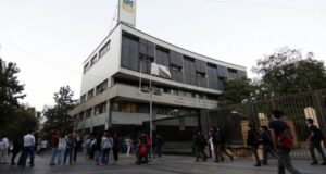 Instituto Nacional volvió este miércoles a clases: el año pasado solo se vio un 58% de las materias
