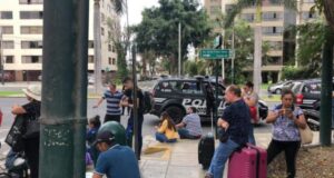 Clima complejo por emergencia ante Covid-19: cientos de chilenos varados en Perú