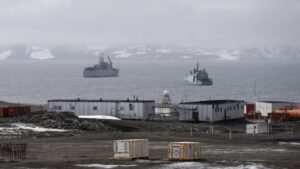 Armada de Chile acelera término de operaciones