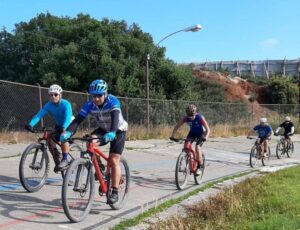 Adultos e infantiles vibraron en la cuarta fecha  del Campeonato de Ciclismo en Pista 2020