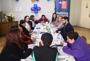 VIF y abandono familiar: las principales razones de mujeres en situación de calle