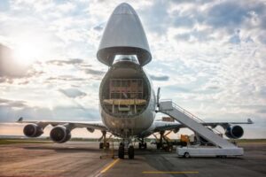 Punta Arenas lideró en enero transporte aéreo de carga