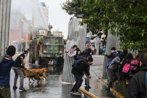 En medio de un país ahogado