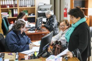 Adultos mayores activarán sus conocimientos en 19 talleres organizados por la Municipalidad