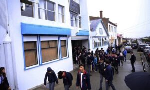 Un 90% de los colegios en Magallanes inició hoy el año escolar