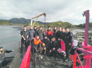 Importante trabajo hidrográfico  en canal Santa María y Angustura White