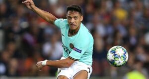Prensa italiana asegura que Inter no comprará a Alexis y deberá volver al United
