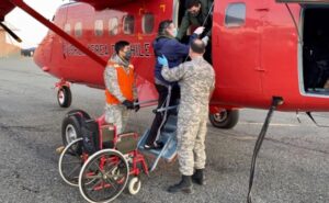 IVª Brigada Aérea realizó traslado en apoyo a la comunidad de Puerto Williams