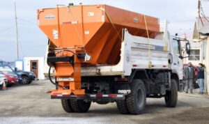 Municipalidad cuenta con más de 300 toneladas de sal para enfrentar el invierno en Punta Arenas