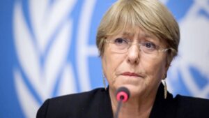 Bachelet reitera que los estados de emergencia aplicados durante la pandemia no deben usarse para “controlar a la población”