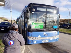 Extienden horario de buses de transporte público para beneficiar a funcionarios de Salud