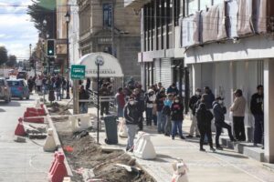 Congreso discutirá aplazo de permisos de circulación para que no haya cobros extras