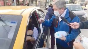 Municipio natalino está entregando mascarillas a la ciudadanía