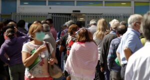 No respetó cuarentena: persona con Covid-19 ingresó a supermercado de Maipú y tuvieron que cerrarlo