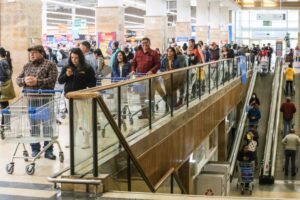 Líder mantiene horarios en Punta Arenas
