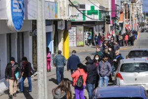 Productos sanitarios siguen sin stock en Punta Arenas