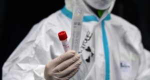 Japón comienza ensayos clínicos de medicamentos contra el Covid-19