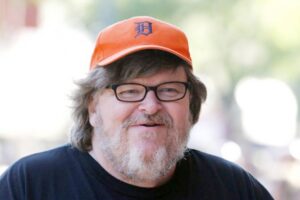 Michael Moore presenta nuevo documental sobre el cambio climático